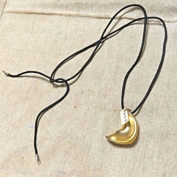 Miriam Haskell Vintage 80s Fortune Golden Cookie Pendant Cord Necklace - Picture 6 of 7